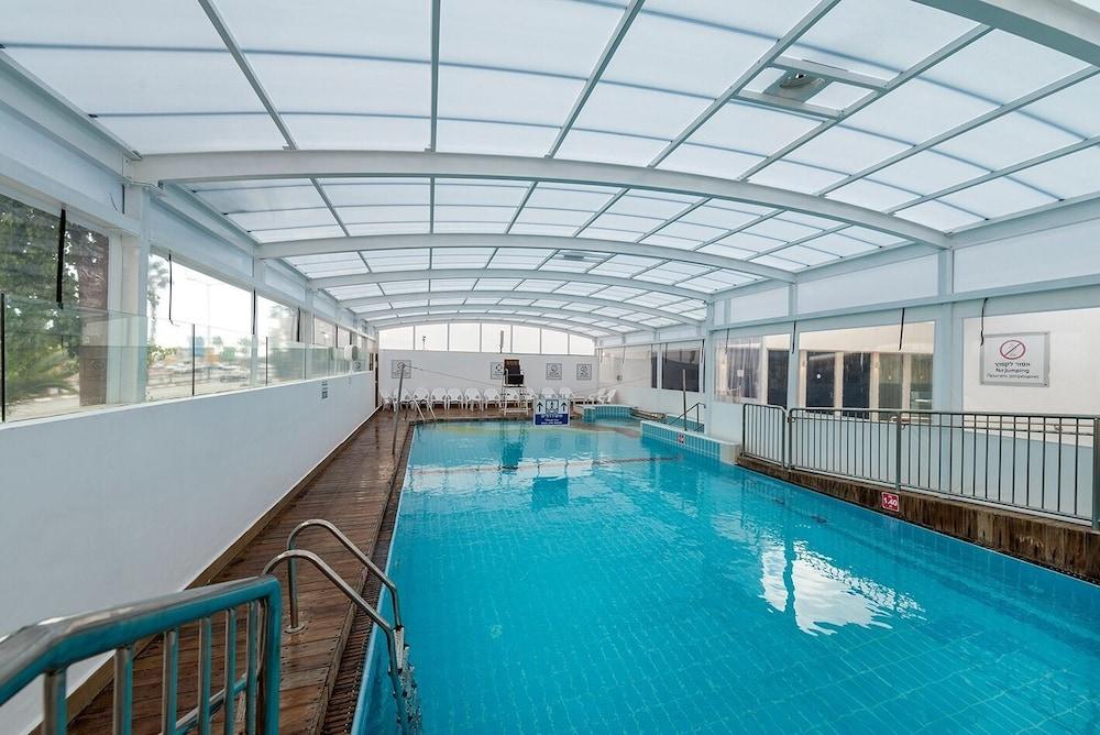 Hotel Astral Nirvana Club 3*